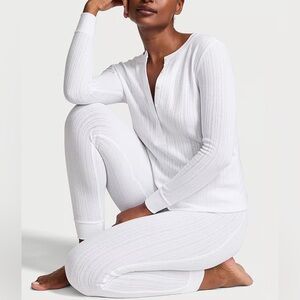 VICTORIA'S SECRET
Cozy Pointelle Henley Long Pajama Set